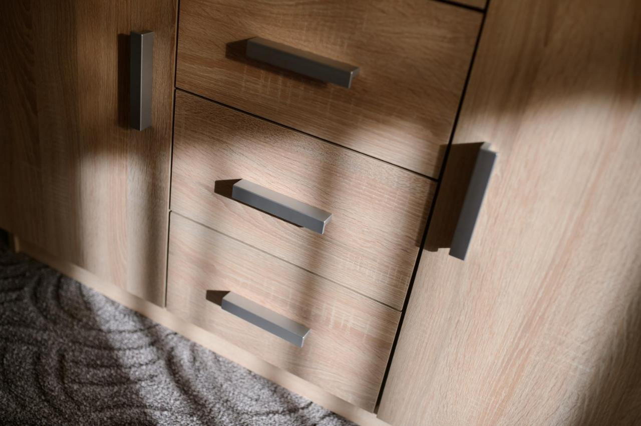 Lujzi Apartman Eger Exteriör bild